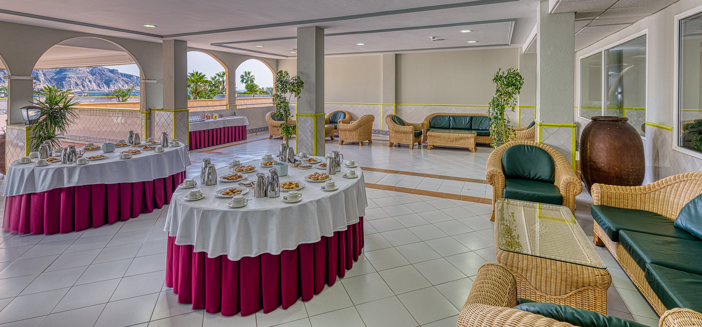 142_alta_playadulce Salones.jpg